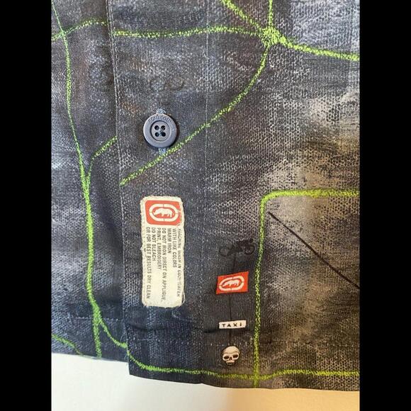 Eckō Unltd Short Sleeve Grey Button Up Xl Men’s Complex Graphic - Picture 4 of 9